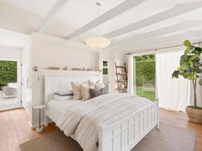 6653 Avenida Manana, La Jolla CA 92037