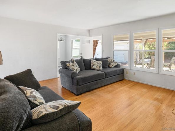 6549 Glenroy, San Diego CA 92120