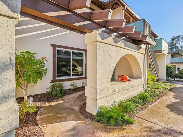 9805 Caminito Cuadro, San Diego CA 92129