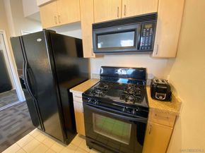 445 Island Ave 312, San Diego CA 92101