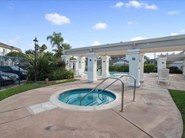 2315 Rancho Del Oro Rd 14, Oceanside CA 92056