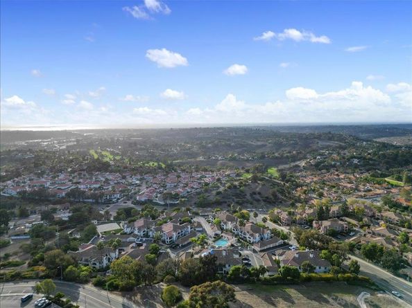 2315 Rancho Del Oro Rd 14, Oceanside CA 92056