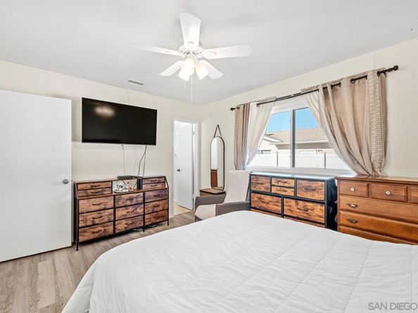 3374 Ashford St, San Diego CA 92111