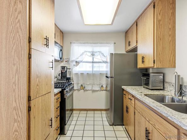 3374 Ashford St, San Diego CA 92111