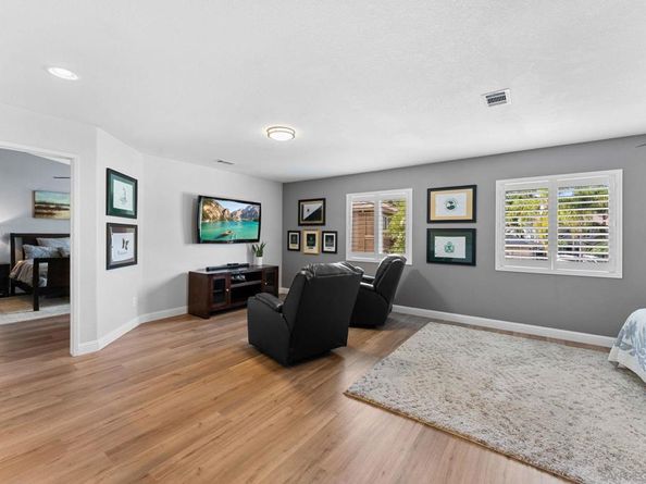 1048 Via Vera Cruz, San Marcos CA 92078