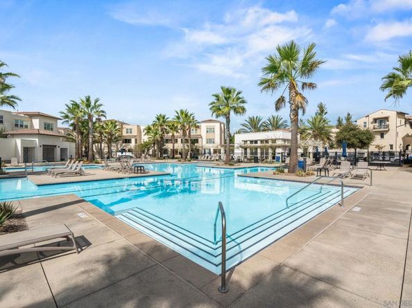 5361 Calle Rockfish 68, San Diego CA 92154