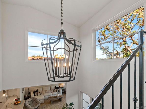 901 Stratford Drive, Encinitas CA 92024