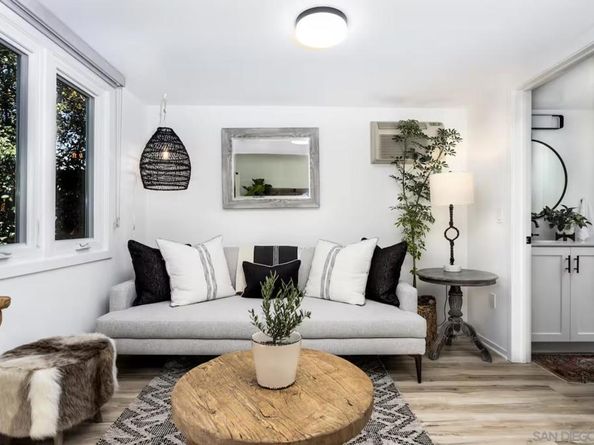 901 Stratford Drive, Encinitas CA 92024