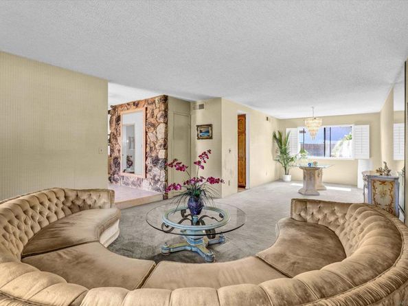 1677 Heron Ave, El Cajon CA 92020