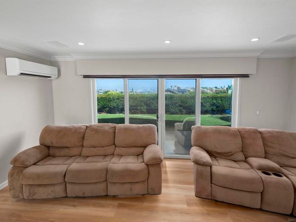 1151 Catalina Boulevard, San Diego CA 92107