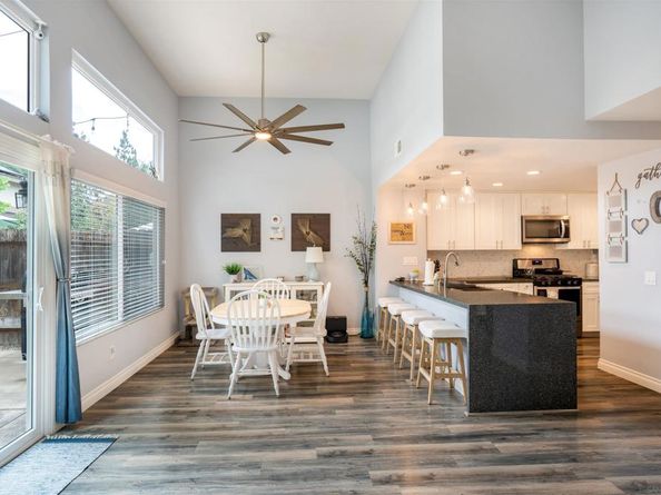 13286 Creek Park Ln, Poway CA 92064