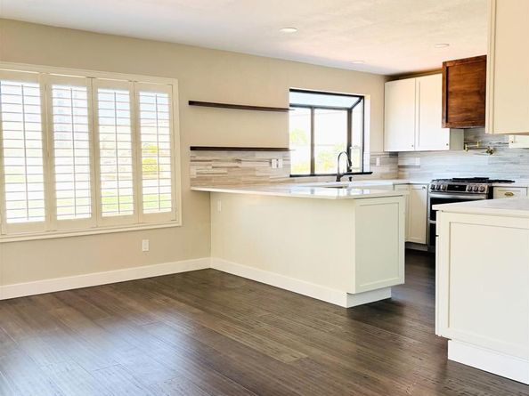 672 Chateau Place, Escondido CA 92029