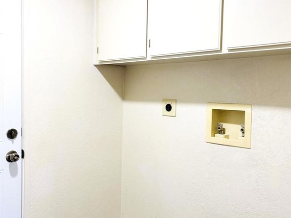 672 Chateau Place, Escondido CA 92029