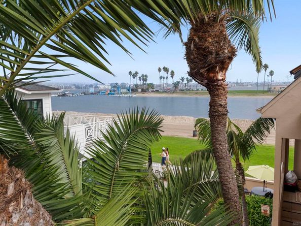 841 Pismo Ct, San Diego CA 92109