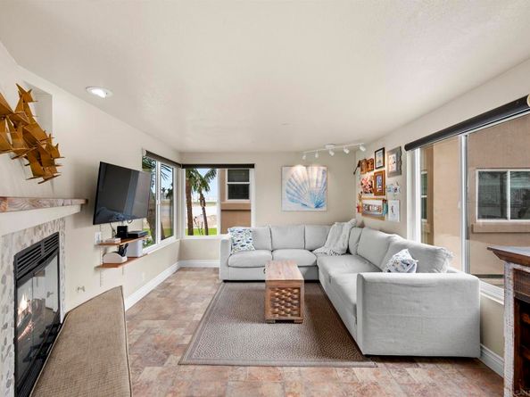 841 Pismo Ct, San Diego CA 92109