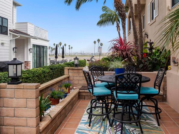 841 Pismo Ct, San Diego CA 92109