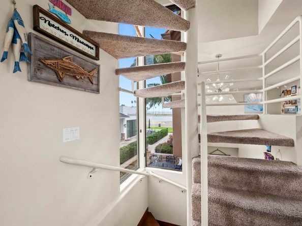 841 Pismo Ct, San Diego CA 92109