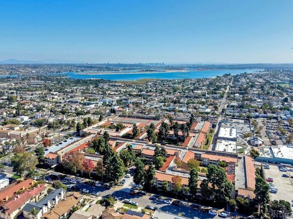 1775 Diamond Street 201, San Diego CA 92109