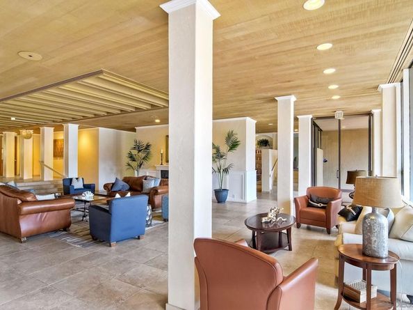 1775 Diamond Street 201, San Diego CA 92109