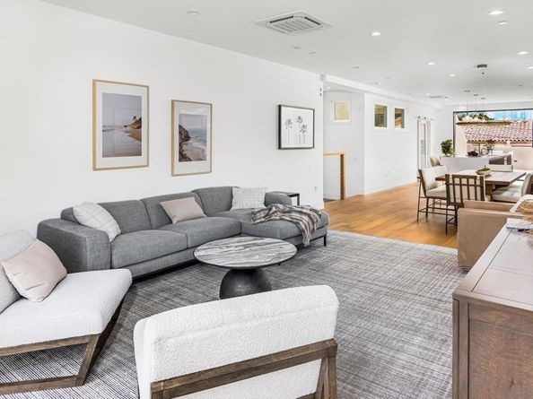 253 Kolmar St, La Jolla CA 92037