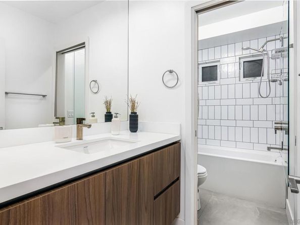 253 Kolmar St, La Jolla CA 92037