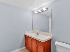 1240 India St 519, San Diego CA 92101