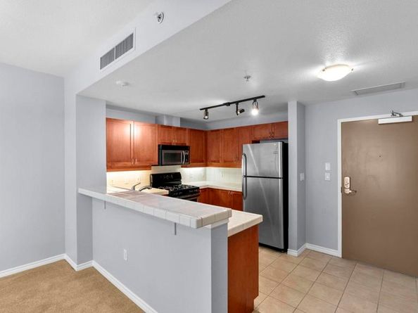 1240 India St 519, San Diego CA 92101