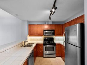 1240 India St 519, San Diego CA 92101