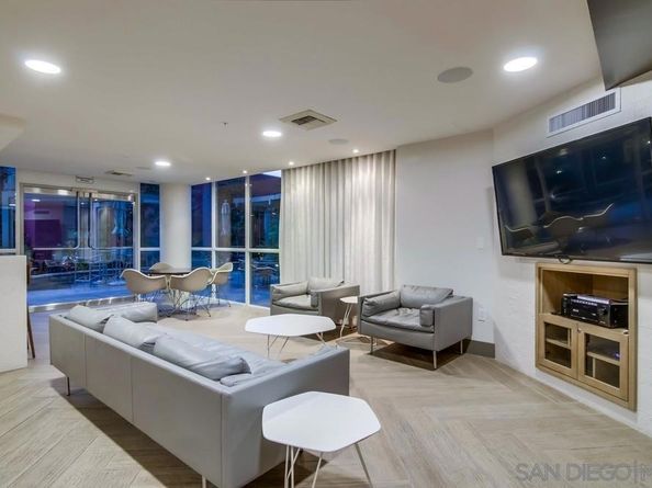 1240 India St 519, San Diego CA 92101