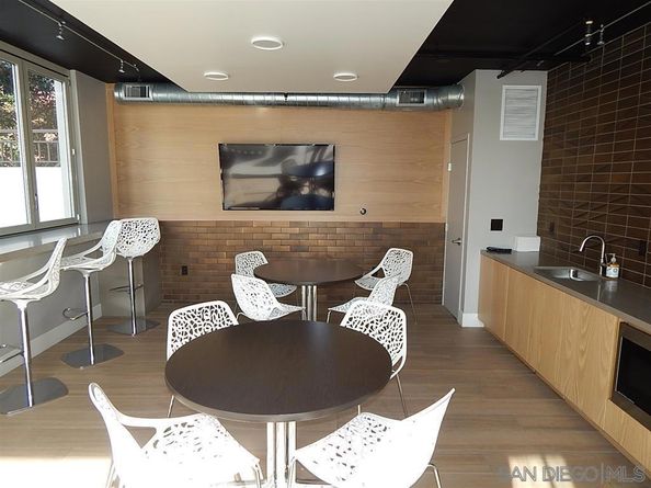 1240 India St 519, San Diego CA 92101