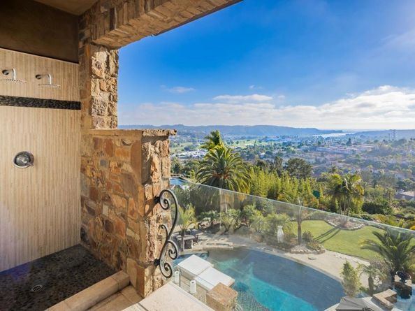 2647 Marmol Ct, Carlsbad CA 92009
