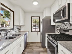 10606 Aderman Avenue 5, San Diego CA 92126