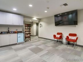 300 W Beech St 1101, San Diego CA 92101