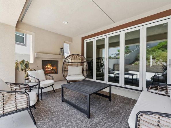 8246 Rose Quartz Cir, San Diego CA 92126