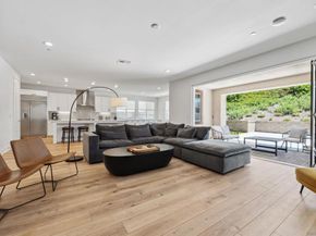 8246 Rose Quartz Cir, San Diego CA 92126