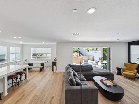 8246 Rose Quartz Cir, San Diego CA 92126