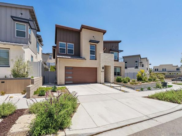 8246 Rose Quartz Cir, San Diego CA 92126