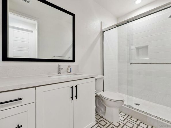 8246 Rose Quartz Cir, San Diego CA 92126