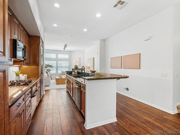4880 Paramount Dr, San Diego CA 92123