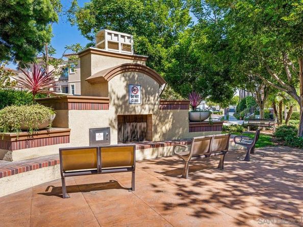 4880 Paramount Dr, San Diego CA 92123