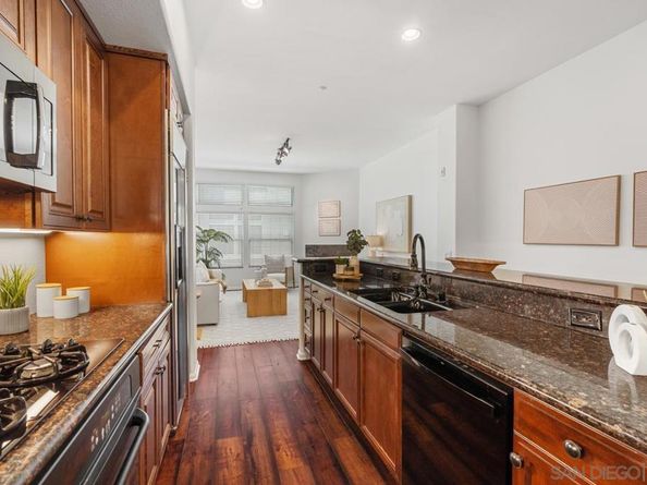 4880 Paramount Dr, San Diego CA 92123