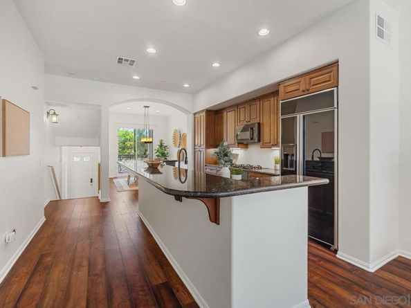 4880 Paramount Dr, San Diego CA 92123