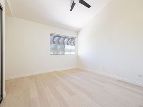 2503 Navarra Dr 105, Carlsbad CA 92009