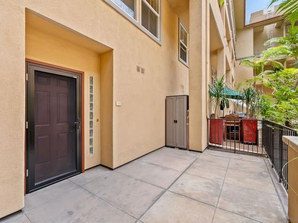 301 W G St 112, San Diego CA 92101