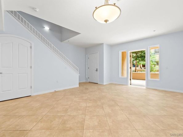 301 W G St 112, San Diego CA 92101