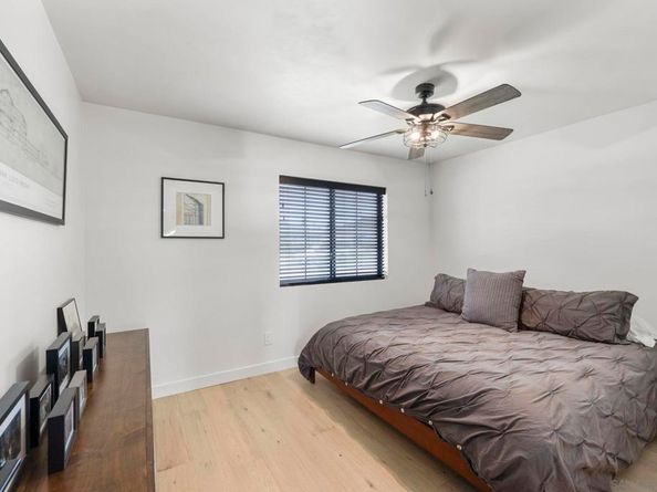 2146 Foster St, Oceanside CA 92054