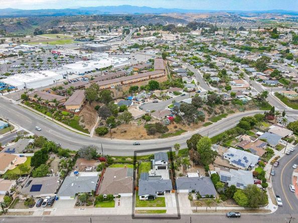2146 Foster St, Oceanside CA 92054