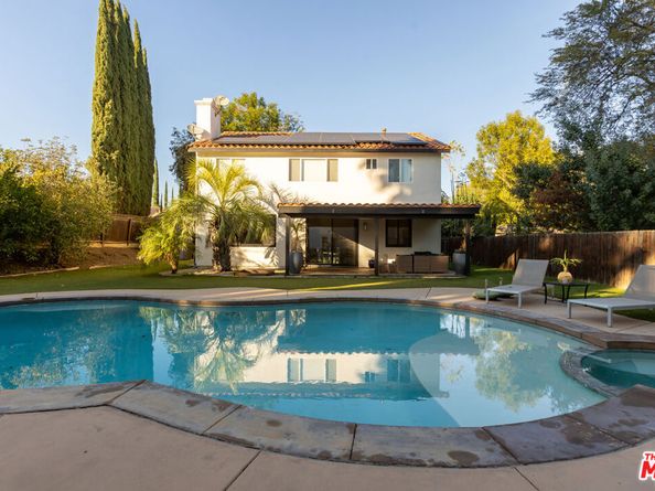 18404 Arminta Street, Reseda CA 91335