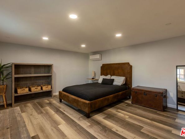 18404 Arminta Street, Reseda CA 91335