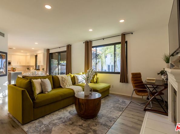 18404 Arminta Street, Reseda CA 91335